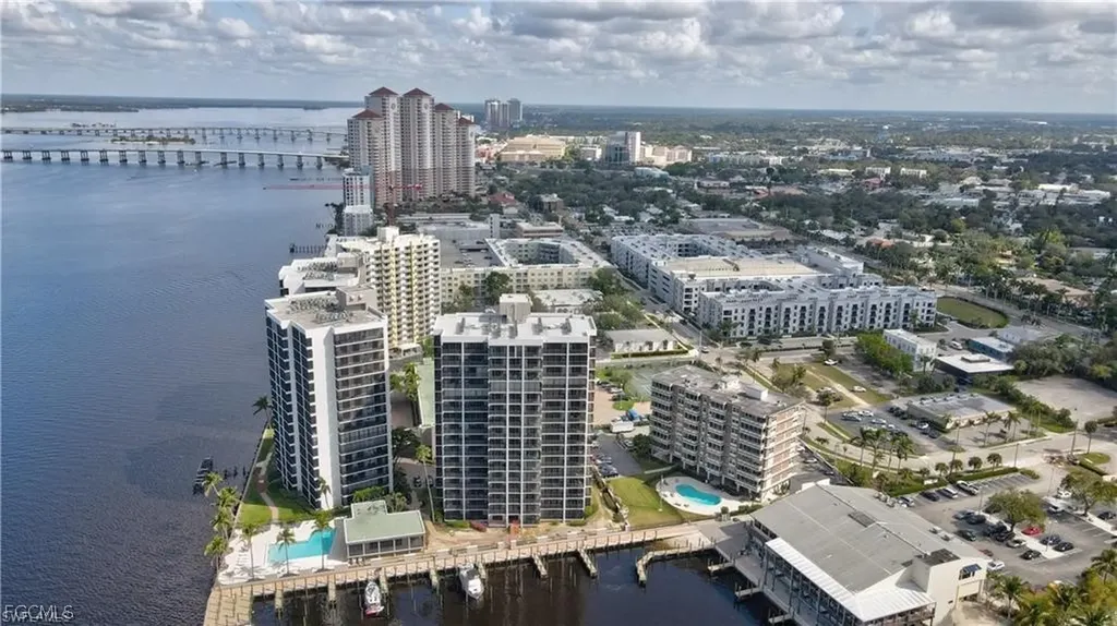 1910 Virginia Avenue Fort Myers FL 33901