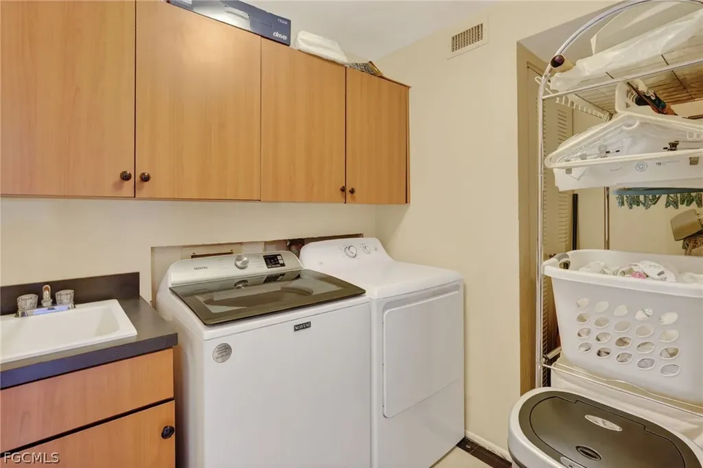 1910 Virginia Avenue Fort Myers FL 33901
