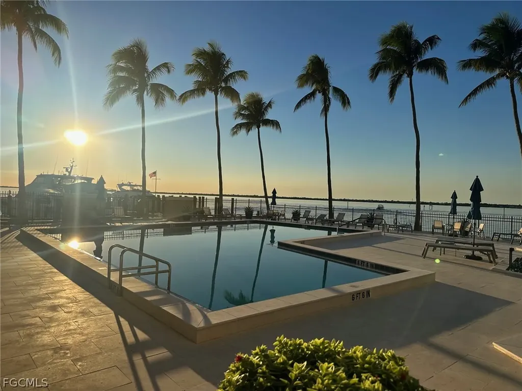 1910 Virginia Avenue Fort Myers FL 33901