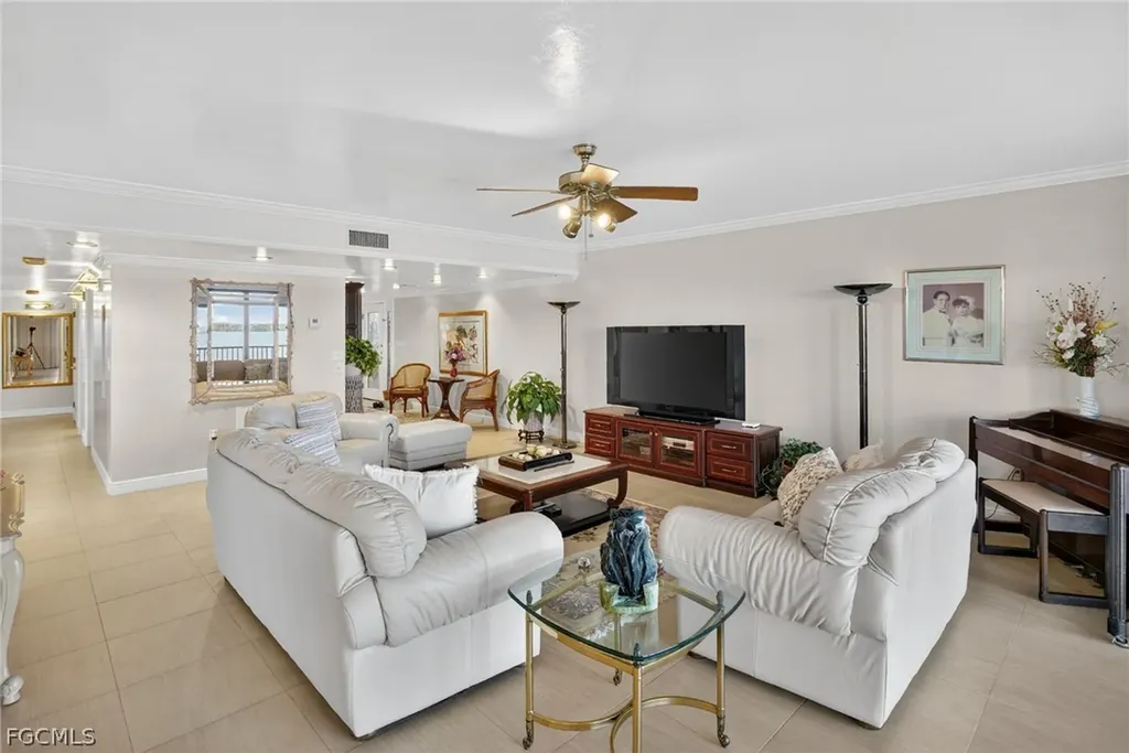 1910 Virginia Avenue Fort Myers FL 33901