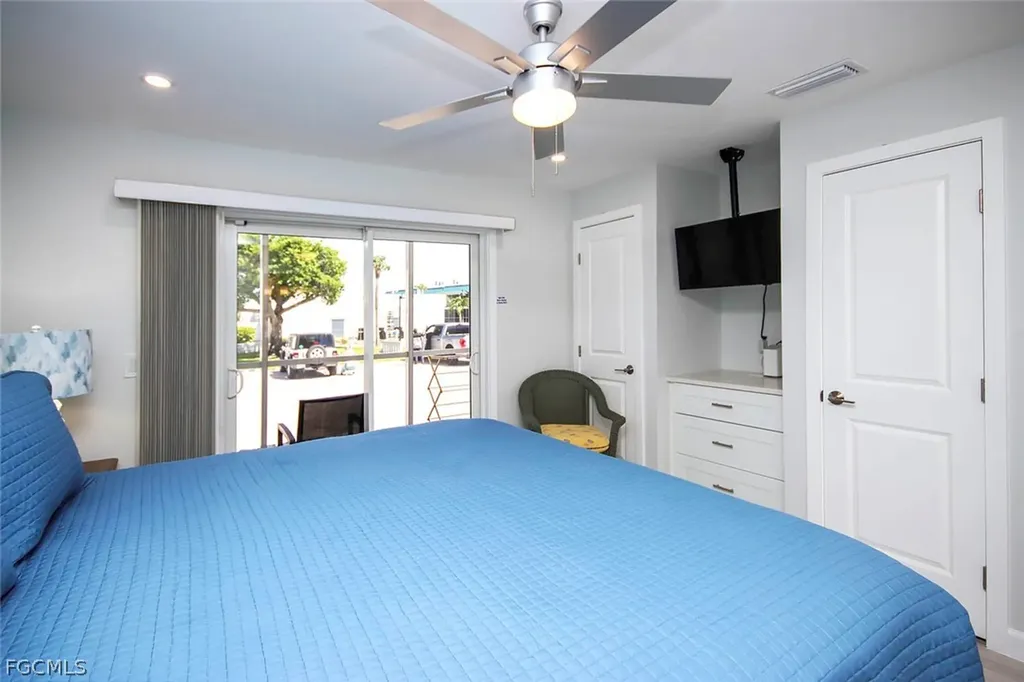 827 E Gulf Drive Sanibel FL 33957