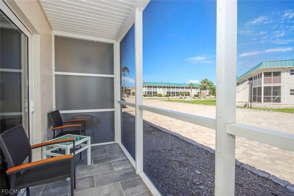 827 E Gulf Drive Sanibel FL 33957