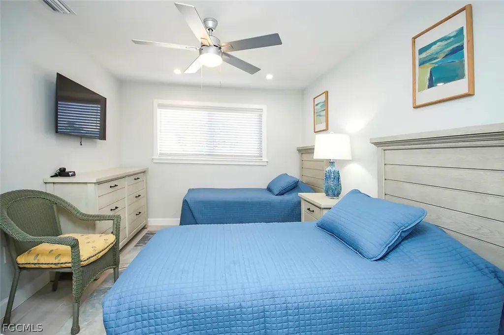 827 E Gulf Drive Sanibel FL 33957