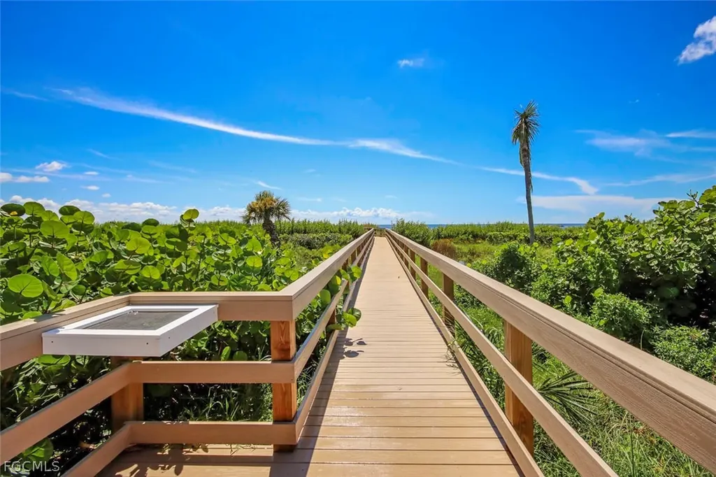 827 E Gulf Drive Sanibel FL 33957