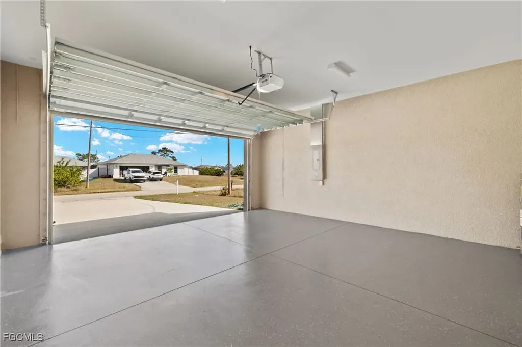 4438 Connection Avenue Cape Coral FL 33909