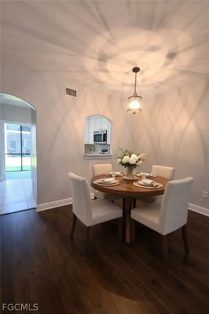 4160 Castilla Circle Fort Myers FL 33916