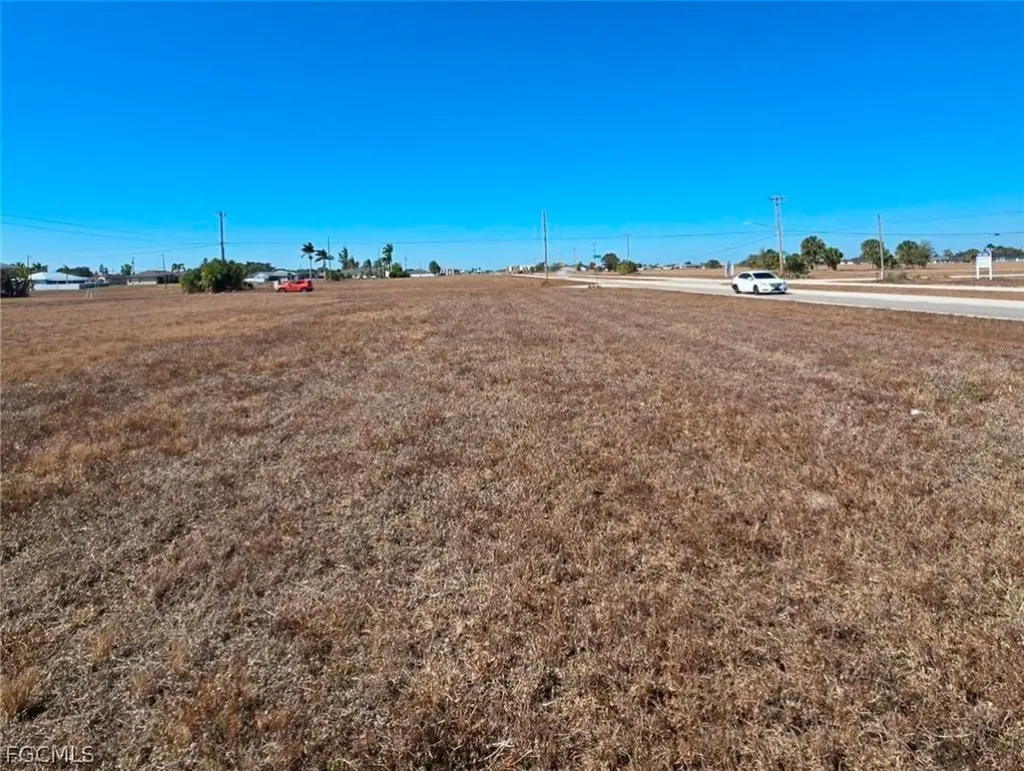 2108 Diplomat Parkway E Cape Coral FL 33909
