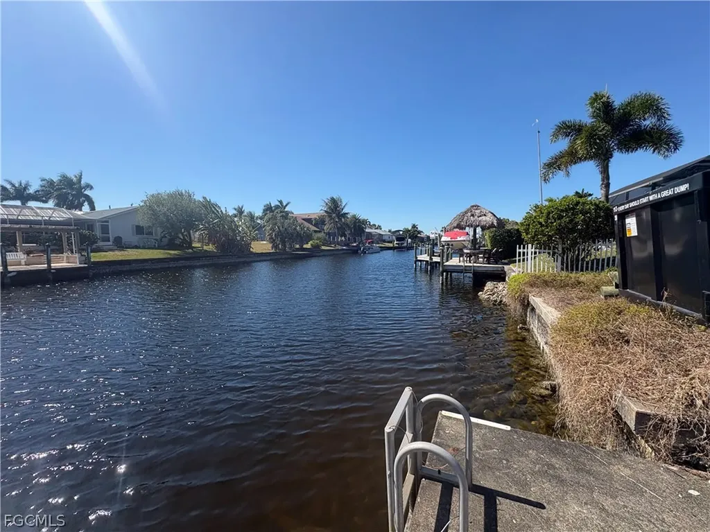 1930 SE 37th Street Cape Coral FL 33904