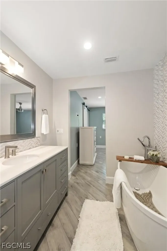 7238 Coca Sabal Lane Fort Myers FL 33908