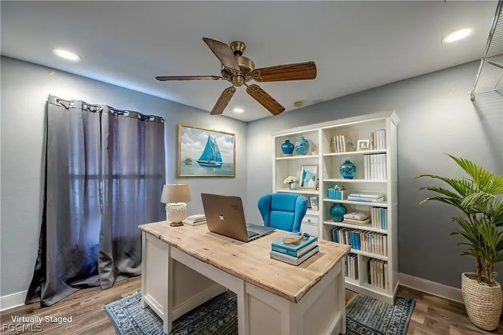 823 SW 10th Street Cape Coral FL 33991
