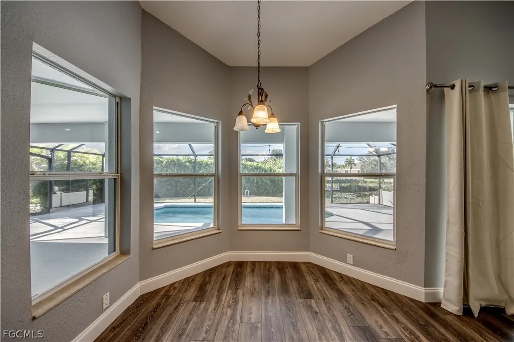 823 SW 10th Street Cape Coral FL 33991