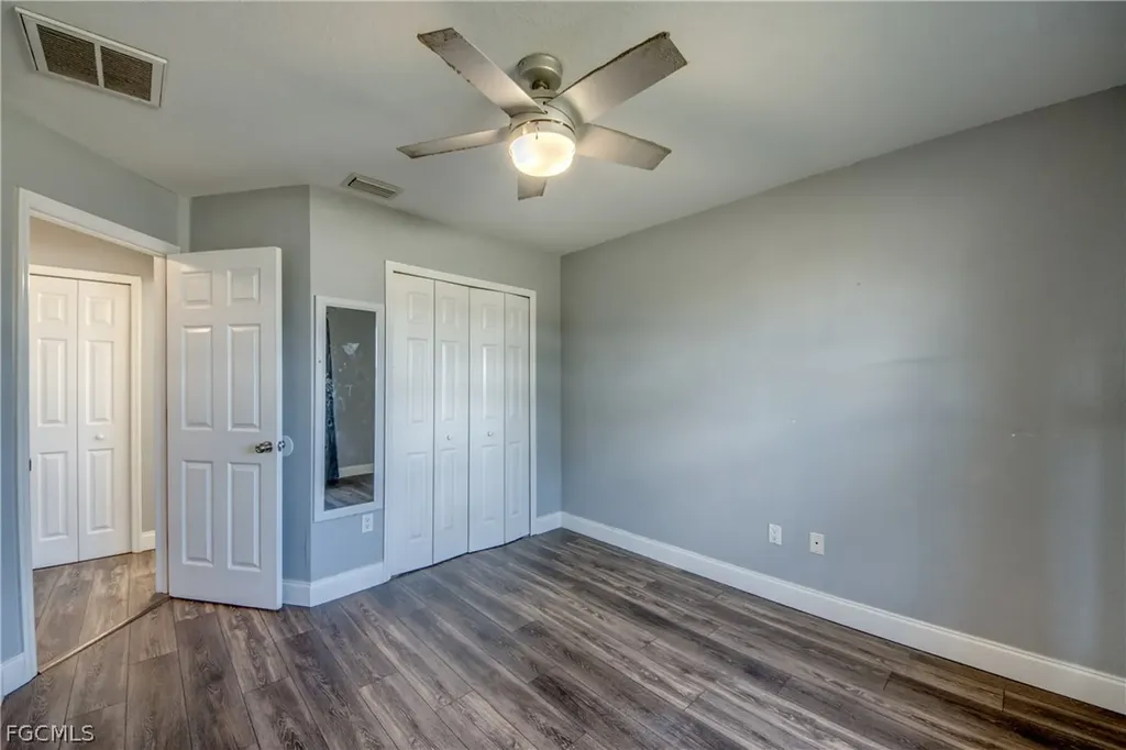 823 SW 10th Street Cape Coral FL 33991