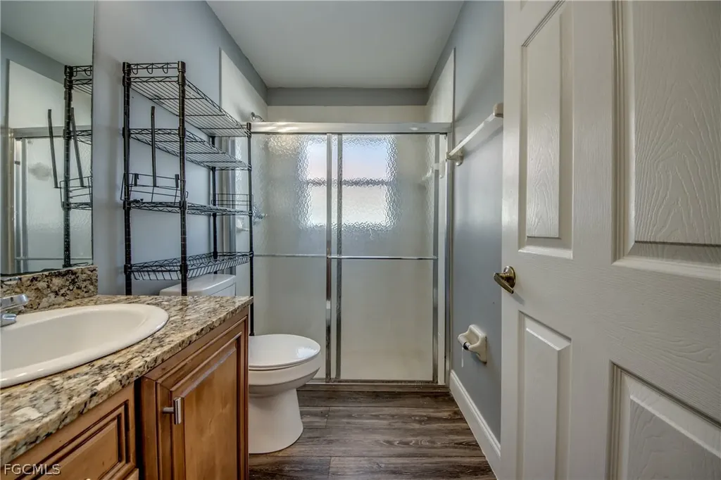 823 SW 10th Street Cape Coral FL 33991