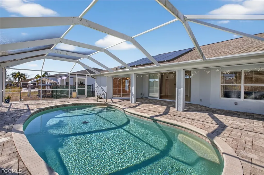919 NW 6th Place Cape Coral FL 33993