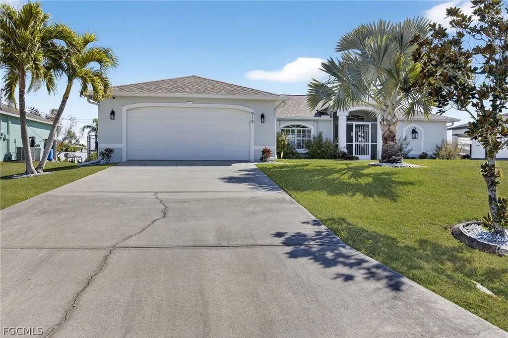 919 NW 6th Place Cape Coral FL 33993