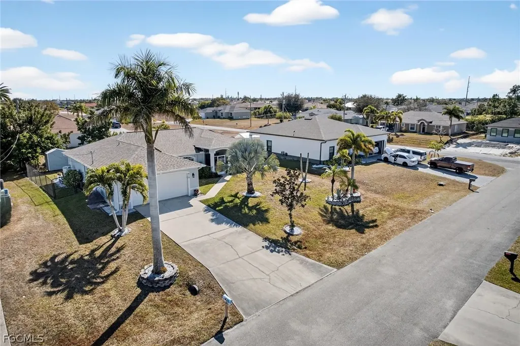 919 NW 6th Place Cape Coral FL 33993