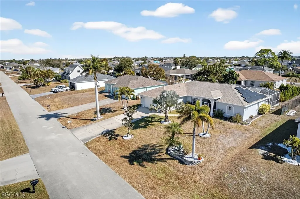 919 NW 6th Place Cape Coral FL 33993