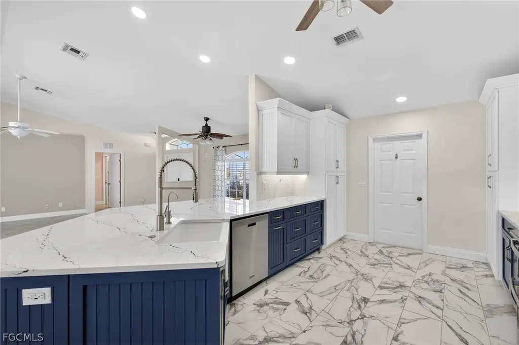 919 NW 6th Place Cape Coral FL 33993
