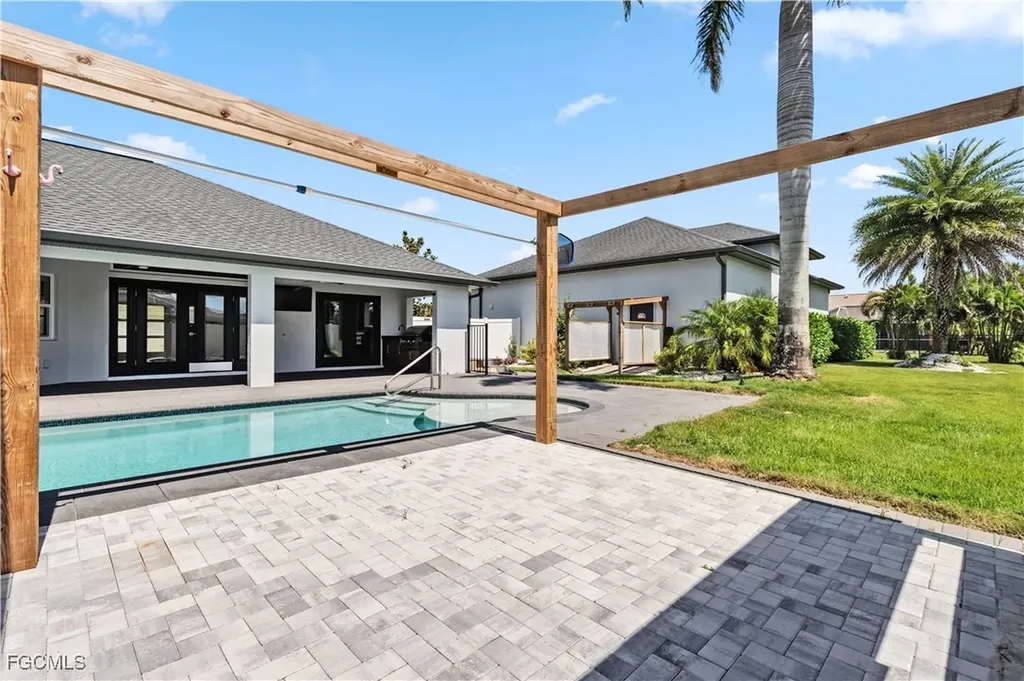 2415 W Price Boulevard North Port FL 34286