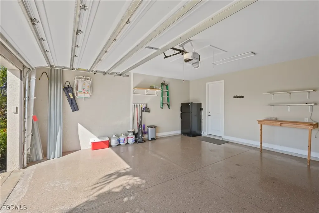 2121 SW 39th Terrace Cape Coral FL 33914