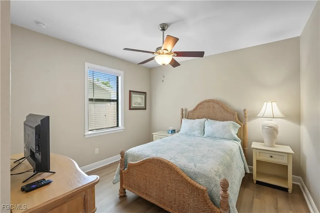 2121 SW 39th Terrace Cape Coral FL 33914