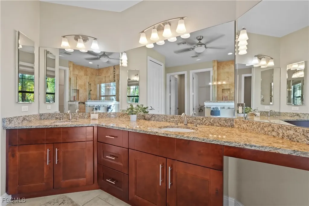 2121 SW 39th Terrace Cape Coral FL 33914