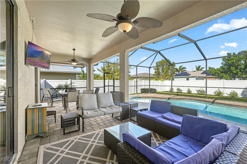 2121 SW 39th Terrace Cape Coral FL 33914