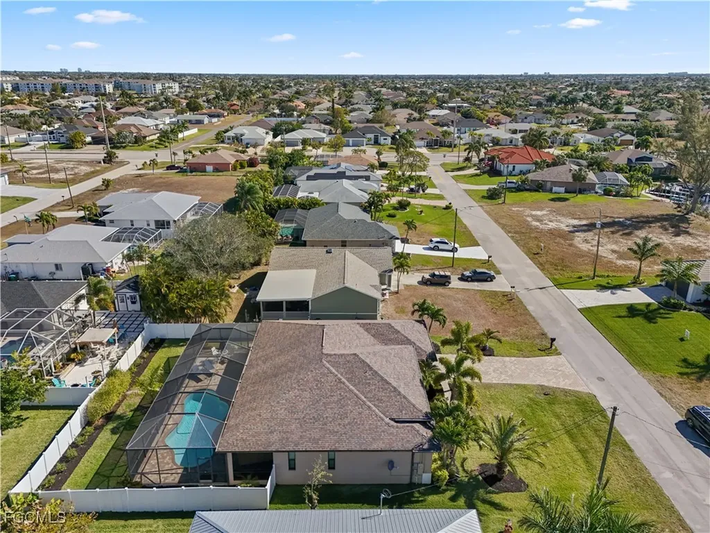 2121 SW 39th Terrace Cape Coral FL 33914