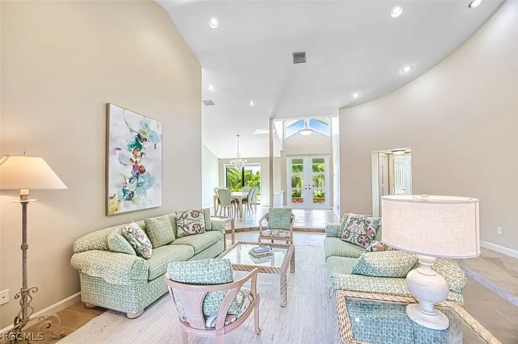 4960 Joewood Drive Sanibel FL 33957