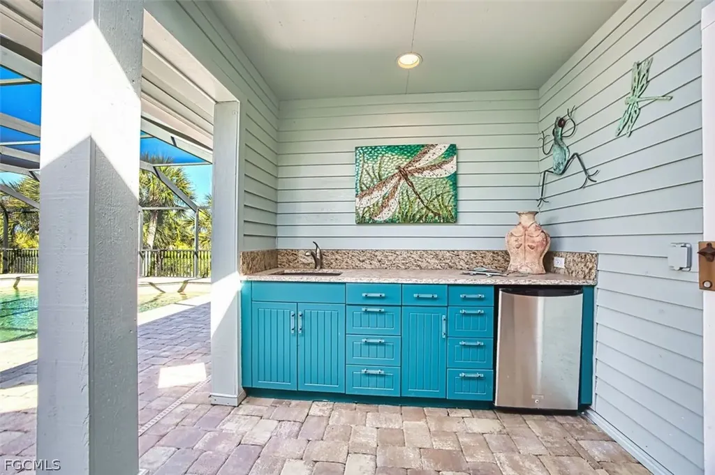 4960 Joewood Drive Sanibel FL 33957