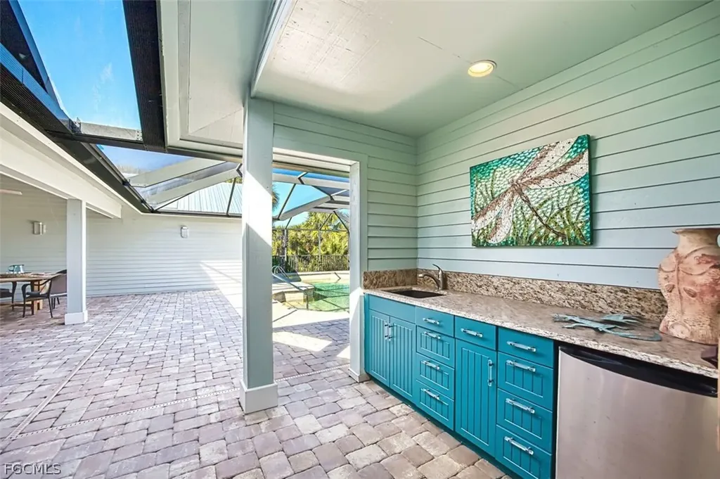 4960 Joewood Drive Sanibel FL 33957