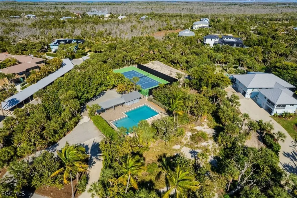 4960 Joewood Drive Sanibel FL 33957