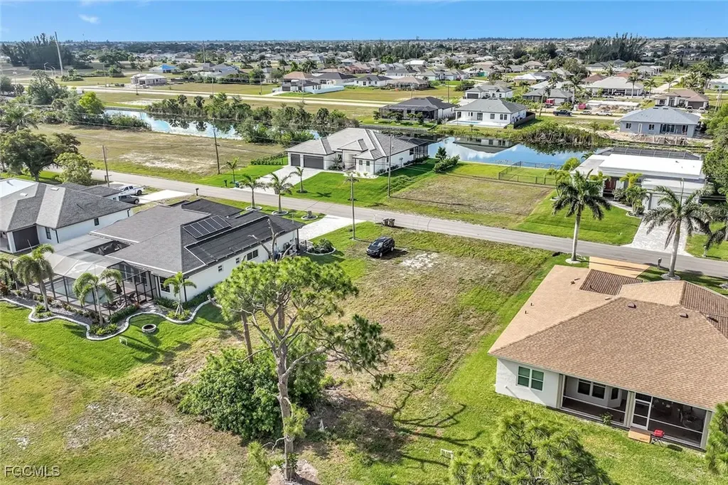 2529 NW 14th Terrace Cape Coral FL 33993