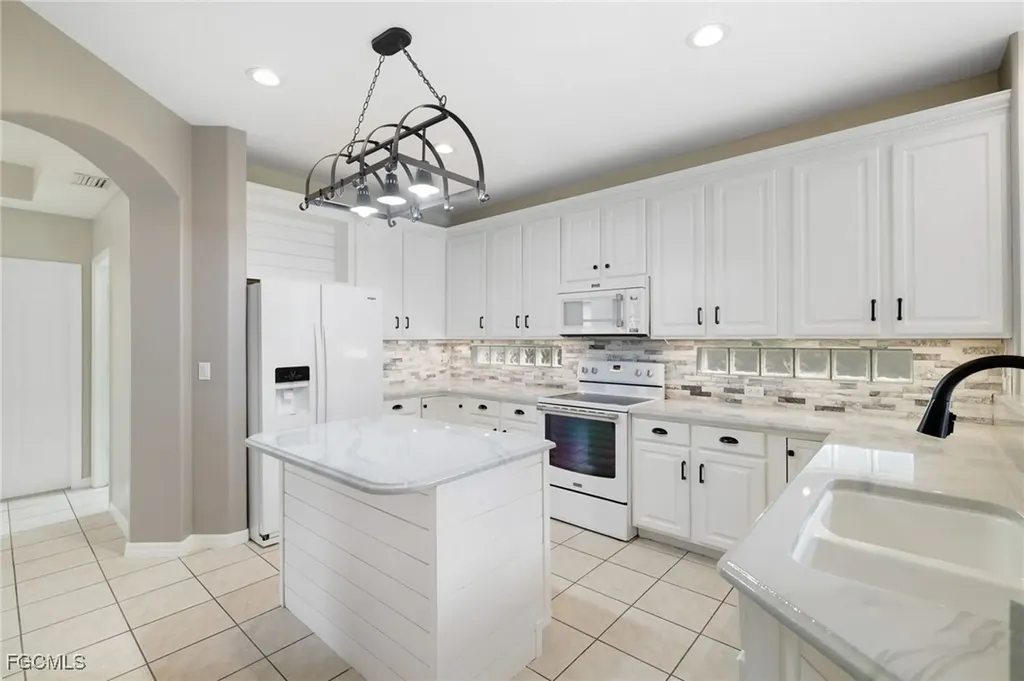 9384 Scarlette Oak Avenue Fort Myers FL 33967