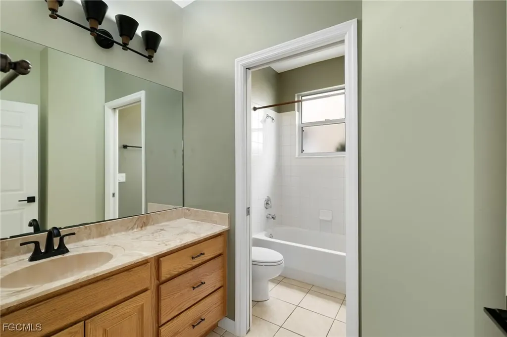 9384 Scarlette Oak Avenue Fort Myers FL 33967