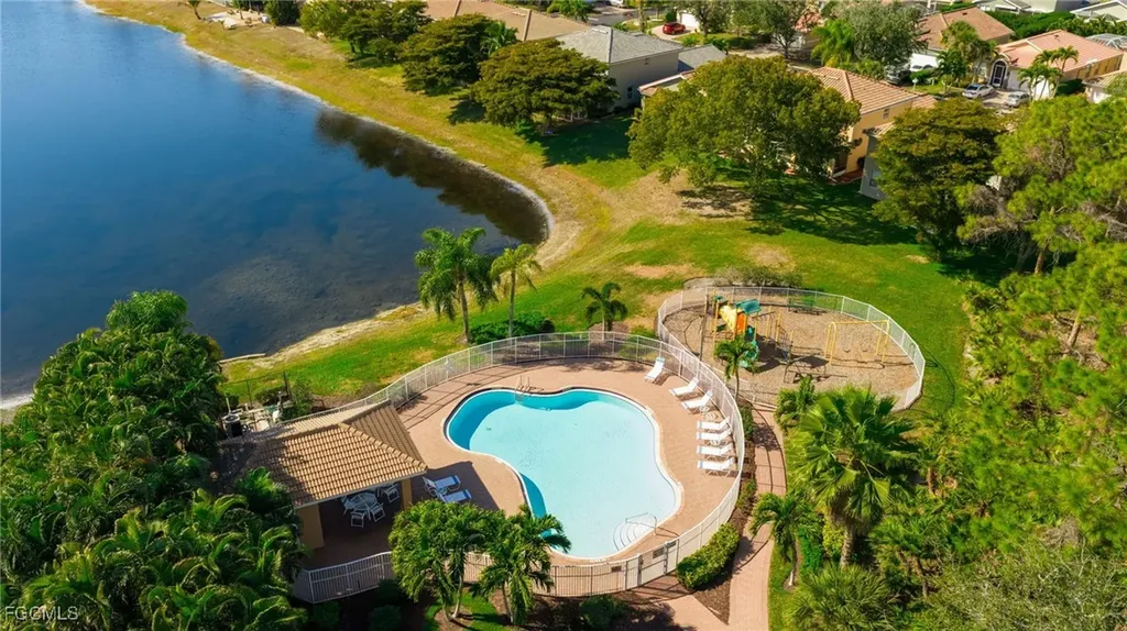 9384 Scarlette Oak Avenue Fort Myers FL 33967