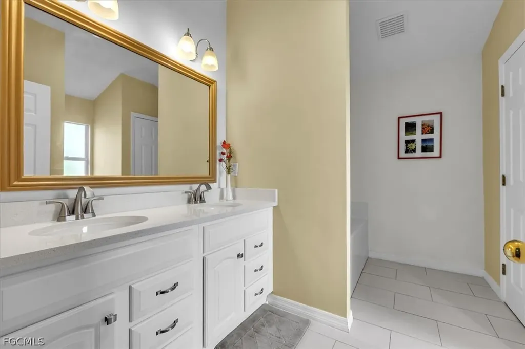 8571 Gassner Way Lehigh Acres FL 33972