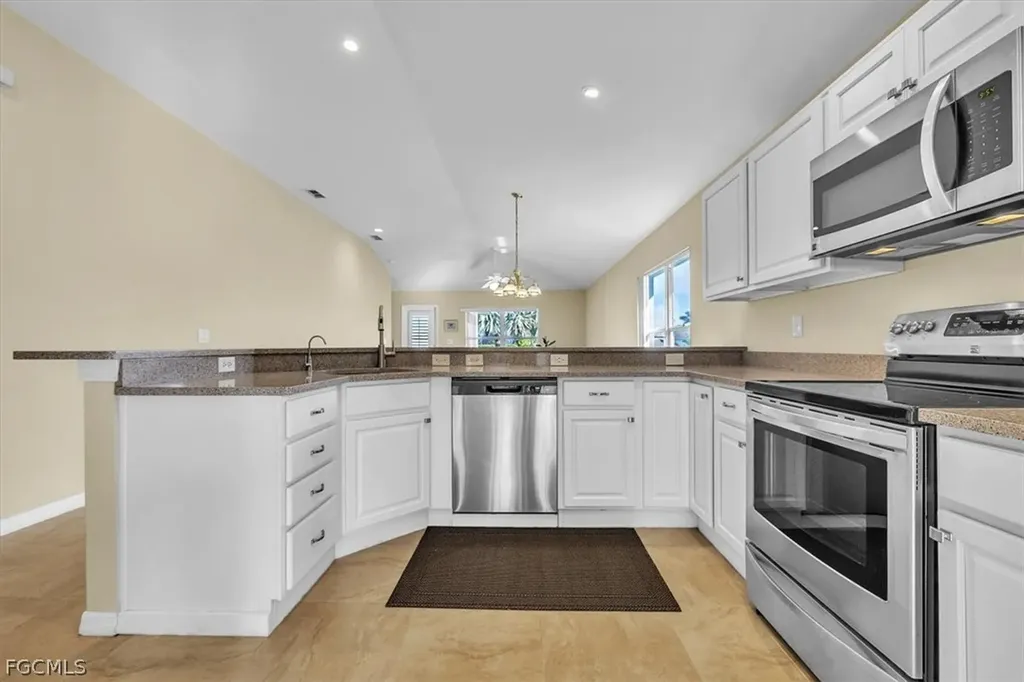 8571 Gassner Way Lehigh Acres FL 33972