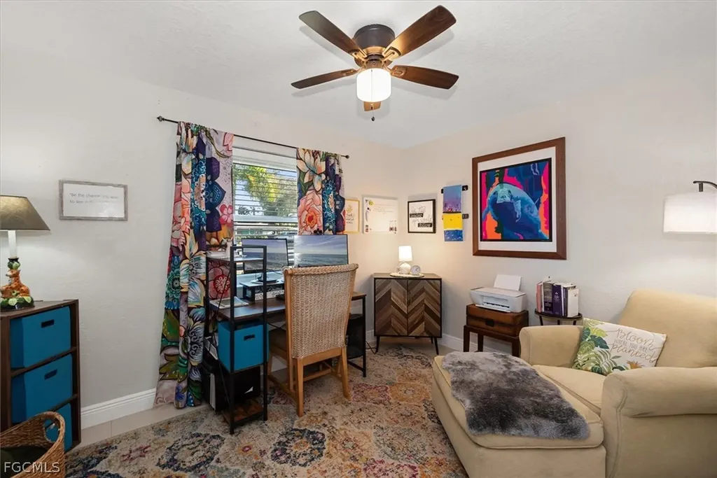 3945 Edgewood Avenue Fort Myers FL 33916