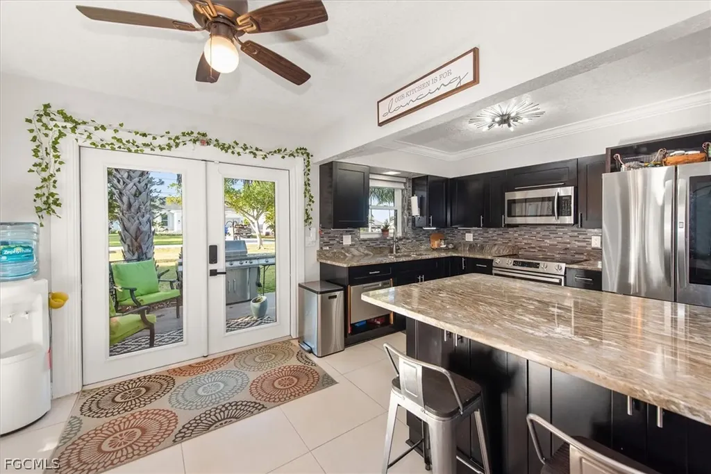 3945 Edgewood Avenue Fort Myers FL 33916