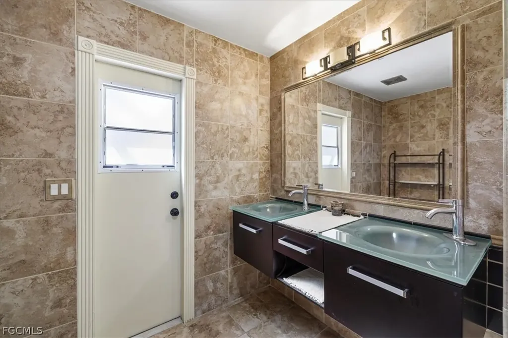 4321 SW 16th Place Cape Coral FL 33914