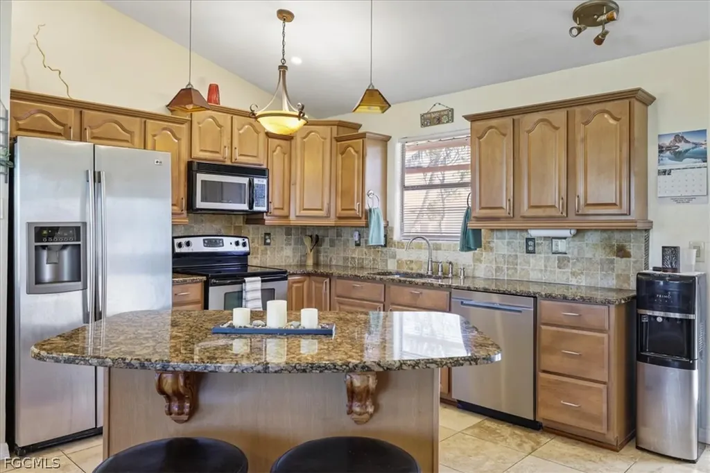 4321 SW 16th Place Cape Coral FL 33914