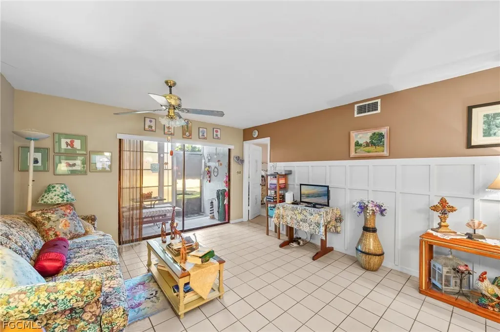 9305 Lake Park Drive Fort Myers FL 33919