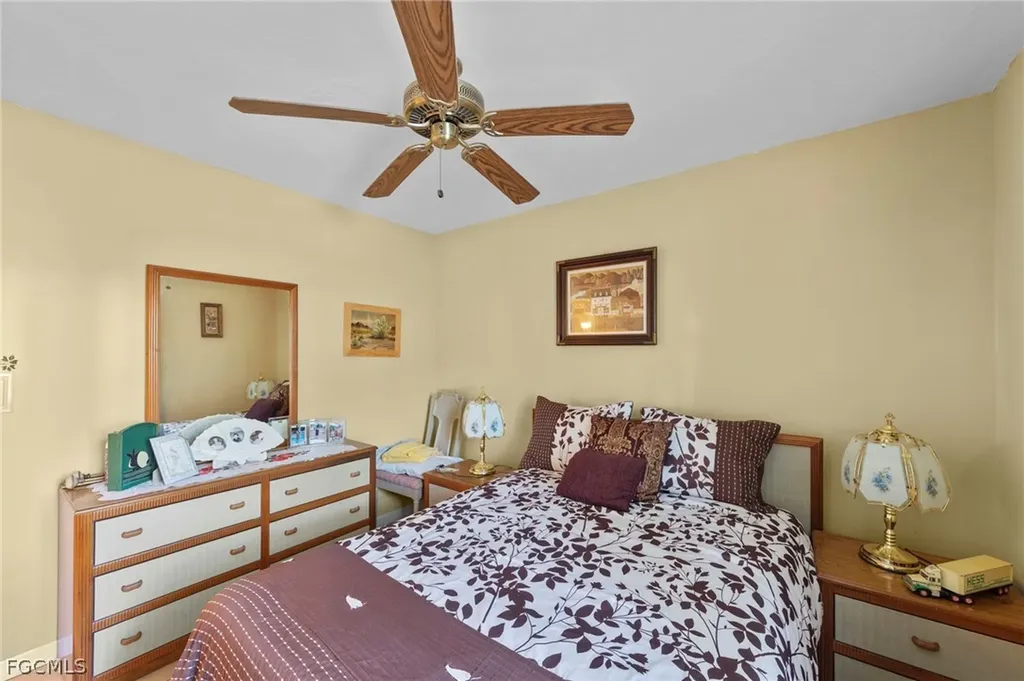 9305 Lake Park Drive Fort Myers FL 33919