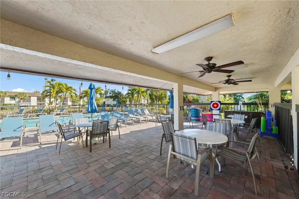 9305 Lake Park Drive Fort Myers FL 33919