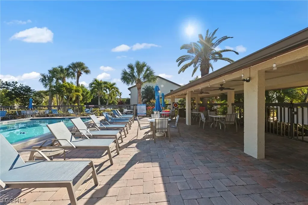 9305 Lake Park Drive Fort Myers FL 33919