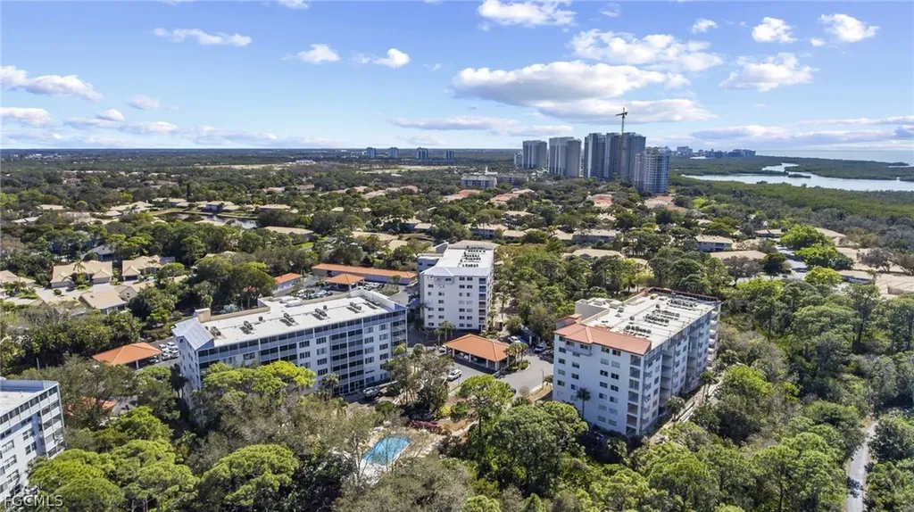 290 Naples Cove Drive Naples FL 34110