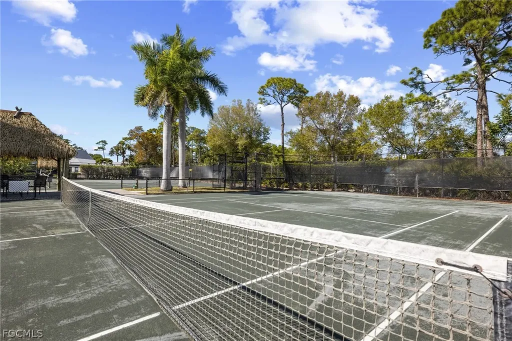290 Naples Cove Drive Naples FL 34110