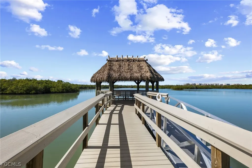 290 Naples Cove Drive Naples FL 34110