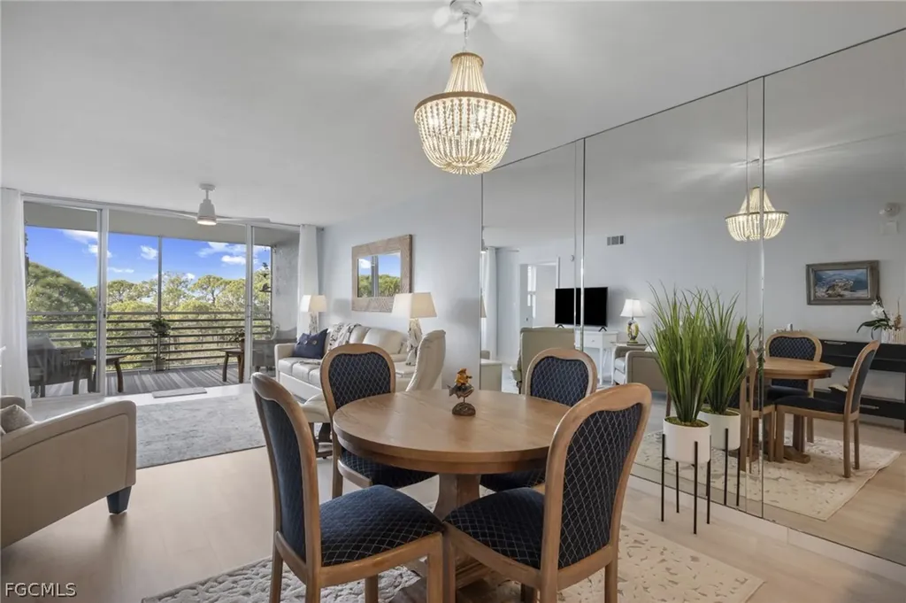290 Naples Cove Drive Naples FL 34110